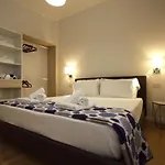 Vascello House *